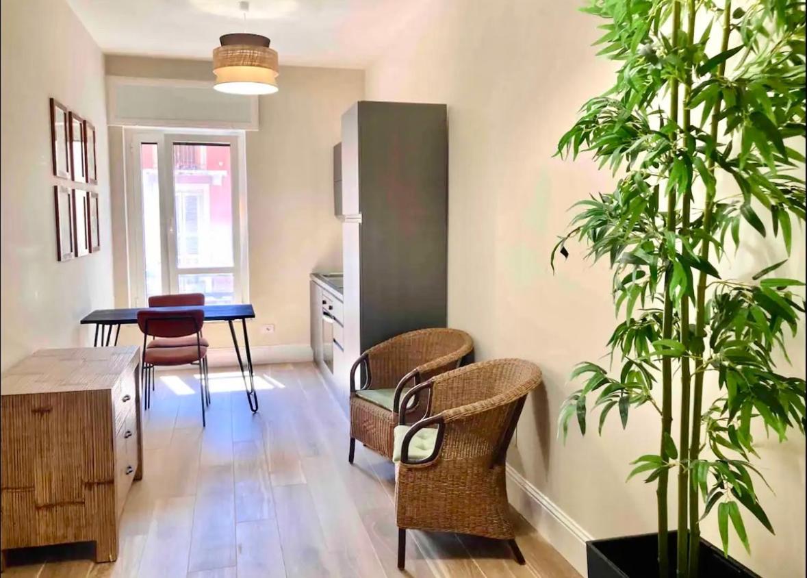בארי Les Suites Di Adi Apt מראה חיצוני תמונה